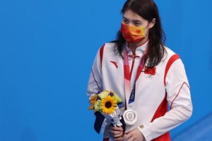 乐鱼体育下载-张雨霏夺银李冰洁摘铜 徐嘉余晋级100米仰泳决赛